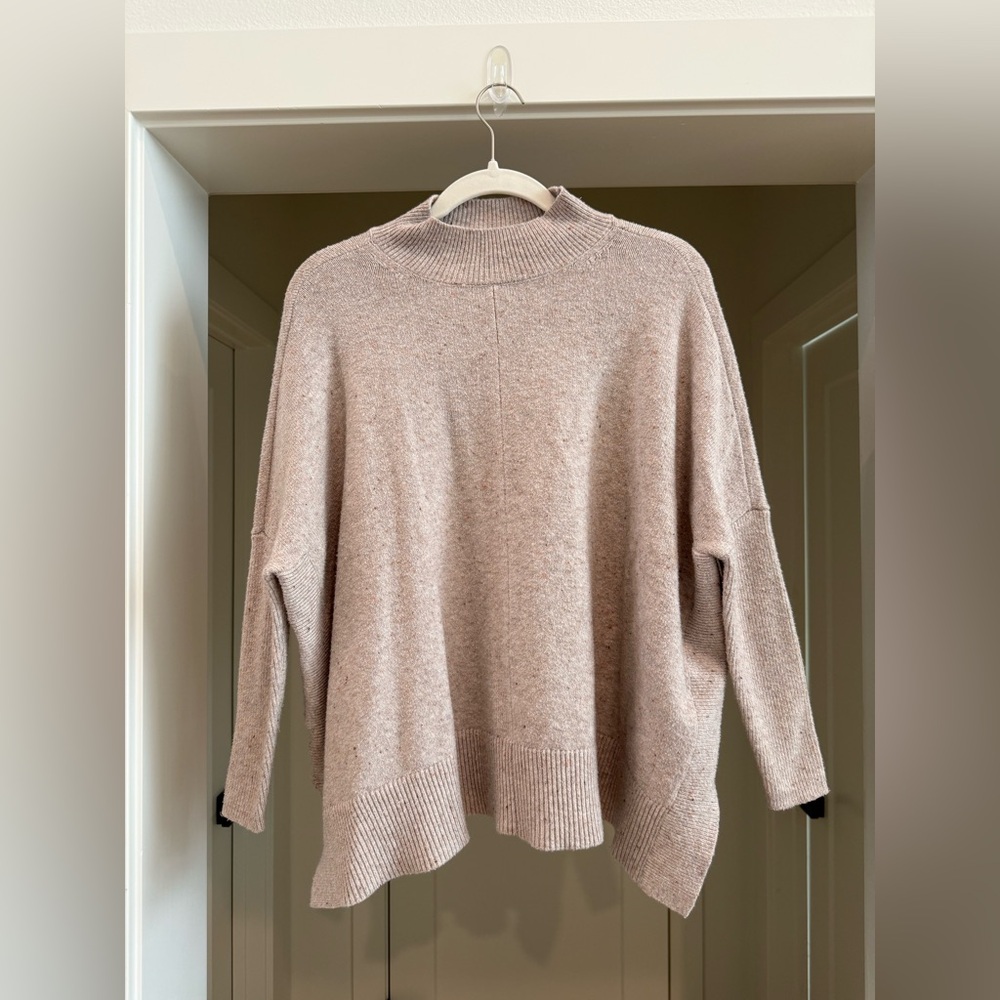 Ann Taylor Loft Mockneck Sweater - Size XS - Oatmeal